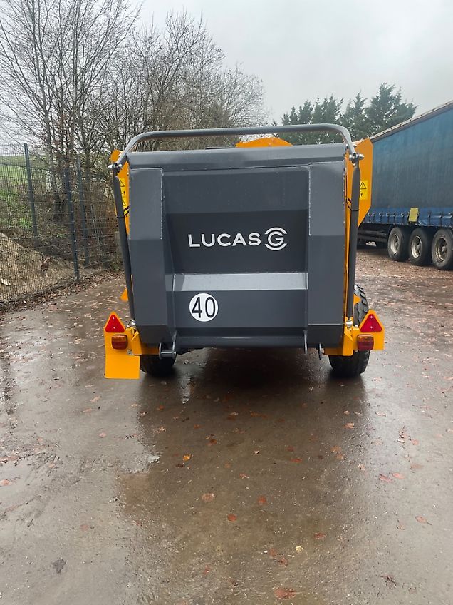 Lucas Lucas Castor 60 R² zwei Auflösewalzen Ballenauflöser