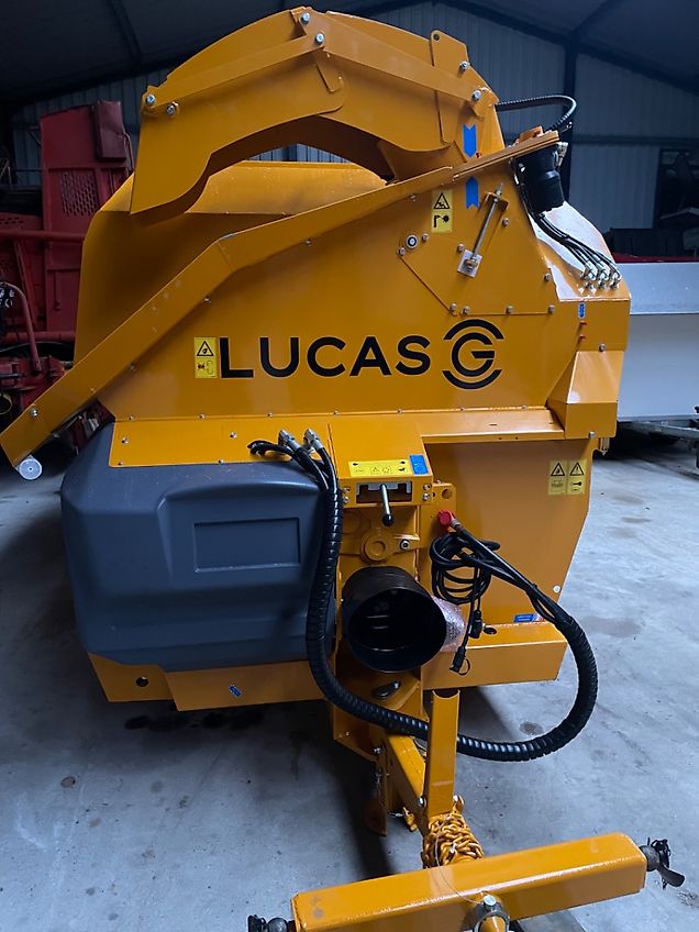 Lucas Lucas Castor 60 R² zwei Auflösewalzen Ballenauflöser