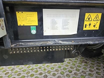 Veenhuis JVZK 23000 gronddumper (4x)