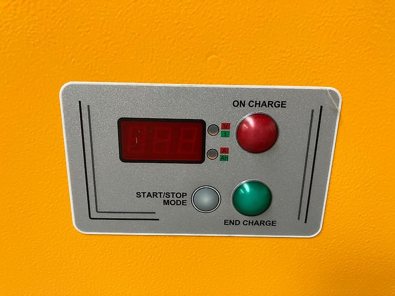 JCB Ladegerät für E-Tech