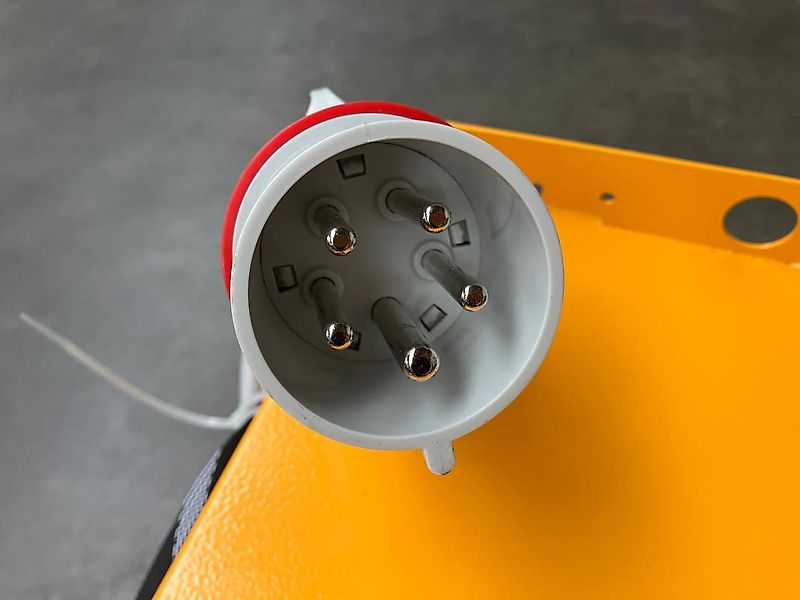 JCB Ladegerät für E-Tech