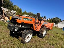 Kubota XB-1 Kompakttraktor