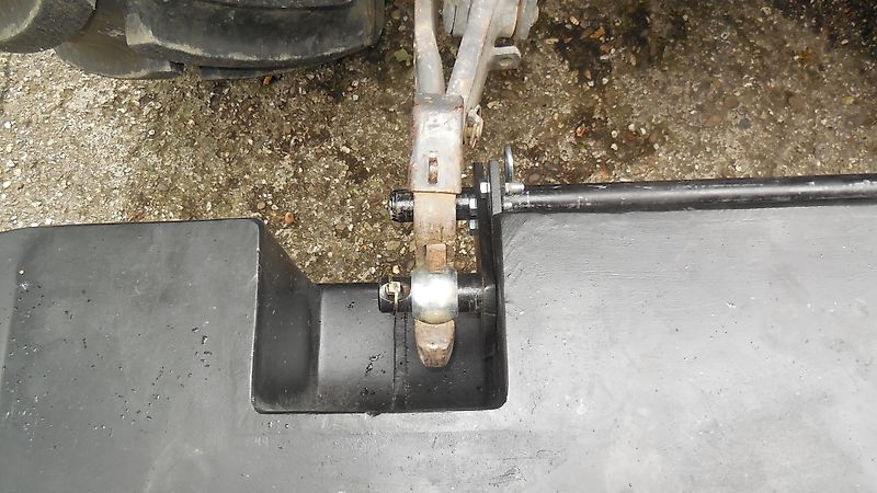 Heckgewicht zum mitführen eines Anhängers Unterflurgewicht Betongewicht ab 860 Euro