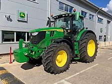 John Deere 6R 215