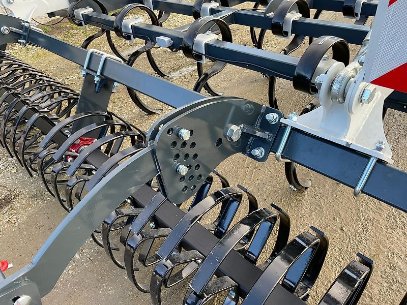 Leichtgrubber 3m Stoppelgrubber Federzinkengrubber Egge Top Preis NEU