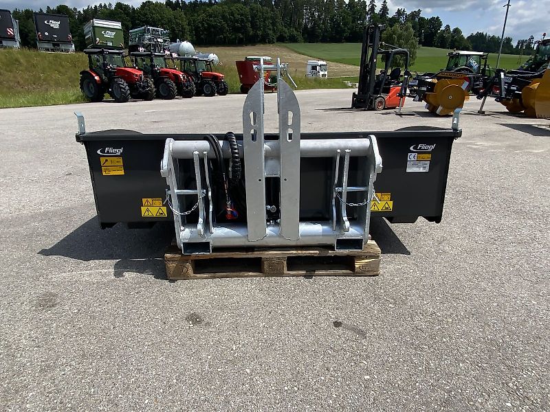 Fliegl Heck- und Hochkippschaufel