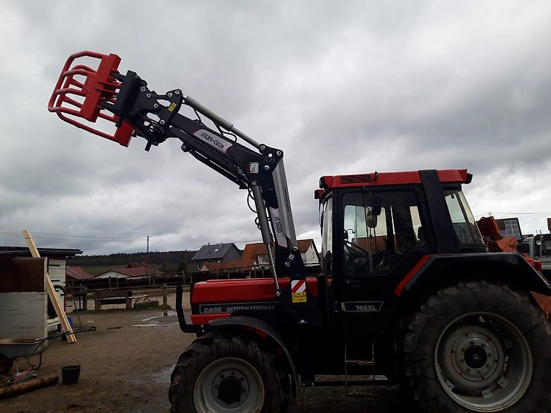 D&D Landtechnika Frontlader fur Case 745 / 856 XL