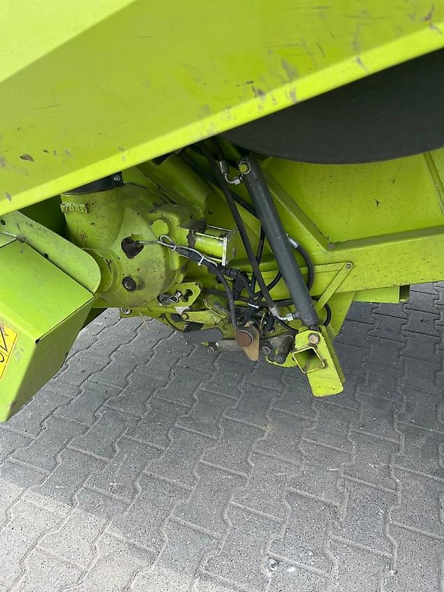 Claas Quadrant 2200 RC