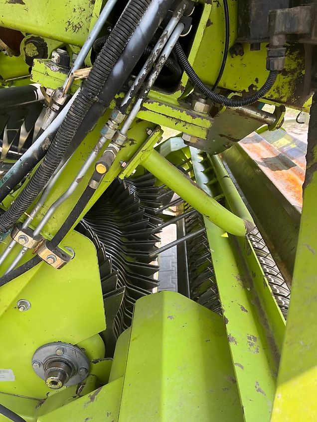 Claas Quadrant 2200 RC