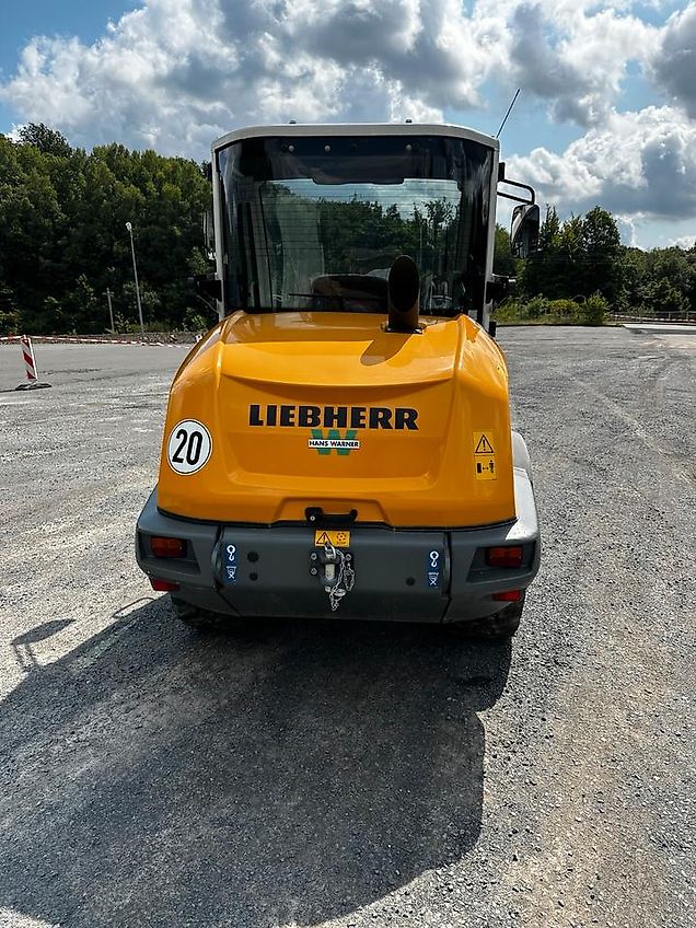 Liebherr L 504 inkl Schaufel und Gabel Nettopreis 40980