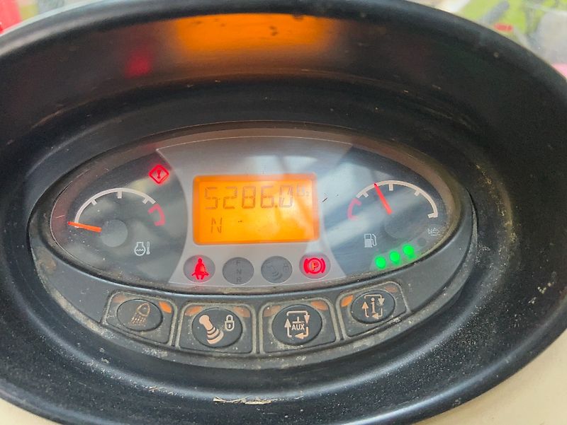 Massey Ferguson TH. 7038