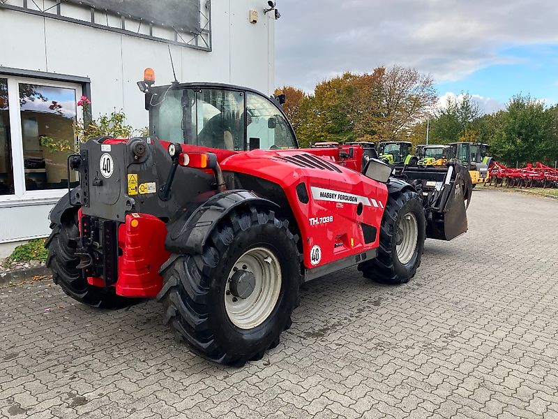 Massey Ferguson TH. 7038