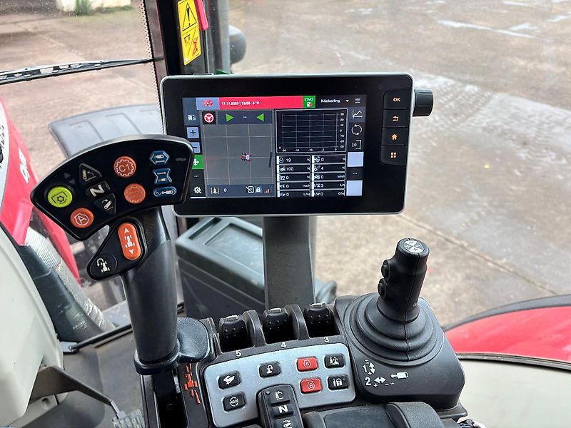 Massey Ferguson MF 8735 S Dyna VT