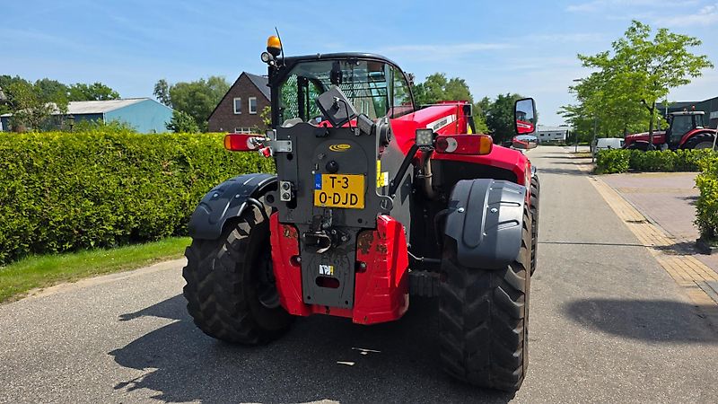 Massey Ferguson TH7038