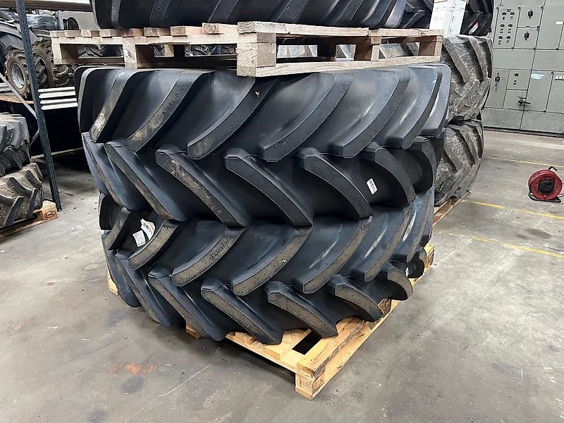 Bridgestone VT-TRACTOR