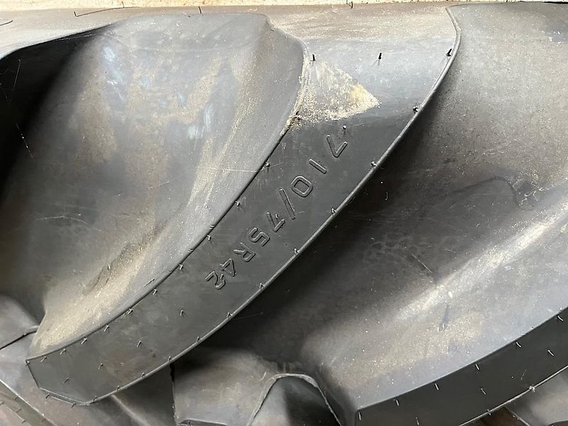 Bridgestone VT-TRACTOR