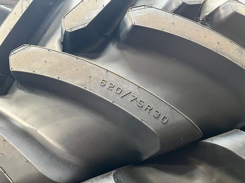 Bridgestone VT-TRACTOR