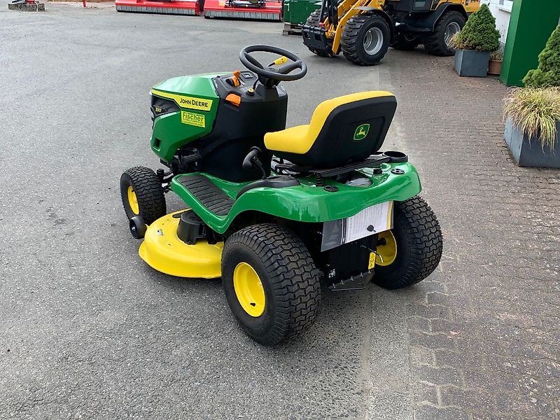 John Deere X107