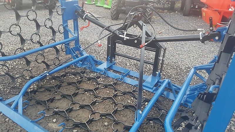 Top-Agro HaevyDuty AKTIONSPREIS Sehr ROBUSTE Wiesenegge 5m 4 Reihig Hydr. Klappbar Lackiert !!NEU!!