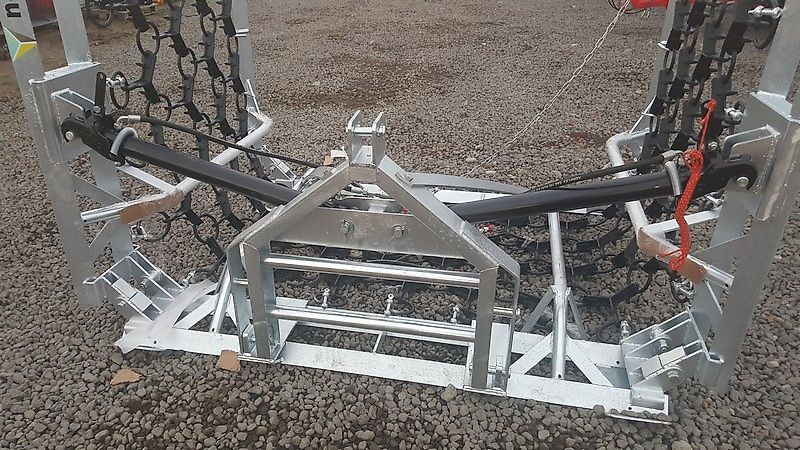 Top-Agro HaevyDuty AKTIONSPREIS Sehr ROBUSTE Wiesenegge 5m 4 Reihig Hydr. Klappbar Lackiert !!NEU!!