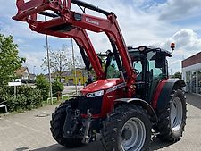 Massey Ferguson 5711 M DYNA-4