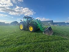 John Deere 6R 250