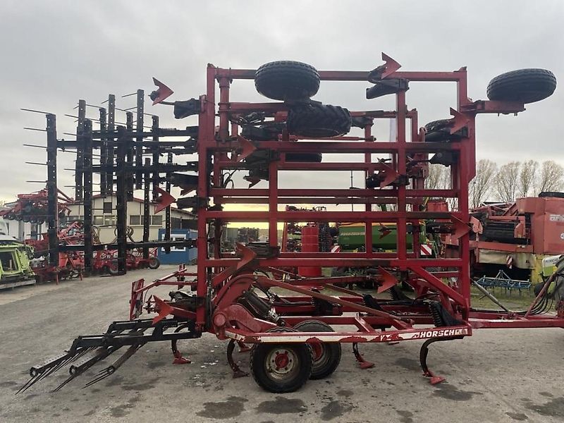 Horsch Terrano 10 FG