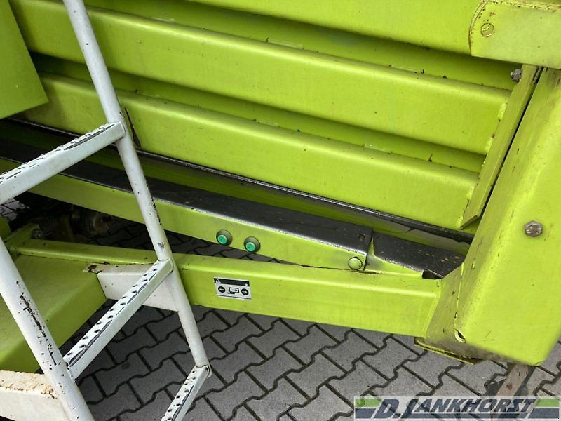 Claas Quadrant 2200 RC