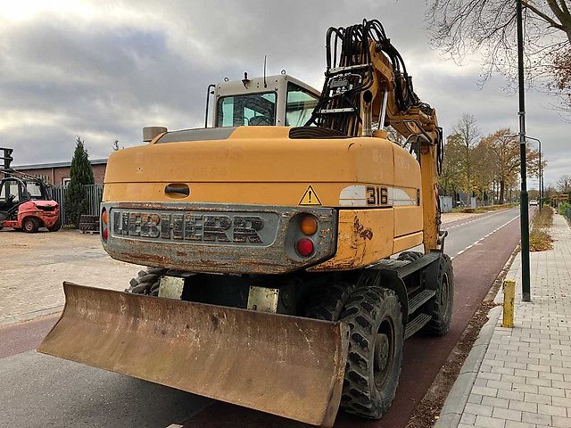 Liebherr A316 Litronic