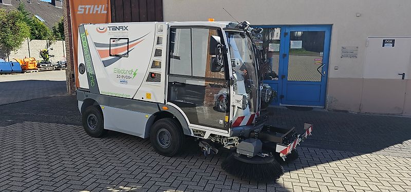 Tenax ELECTRA 2.0 EVOS + 100% elektrische Straßenreinigung - auch zur Miete!