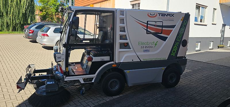 Tenax ELECTRA 2.0 EVOS + 100% elektrische Straßenreinigung - auch zur Miete!