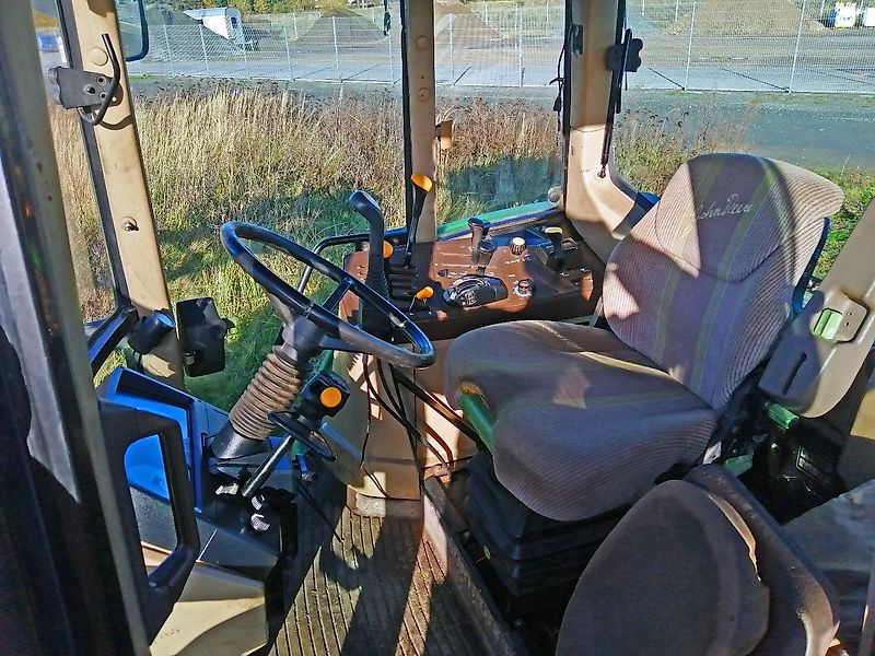 John Deere 6110 Frontader+ Druckluft