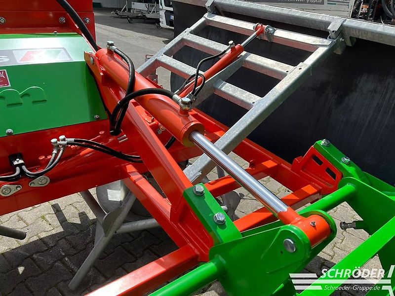 Holaras JUMBO KS-SHB / VOLVO AUFNAHME