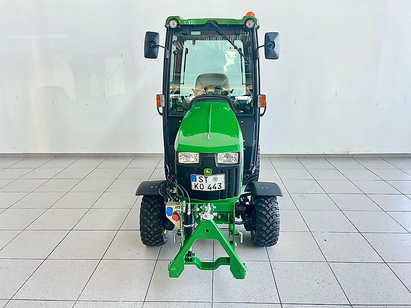John Deere 1026R