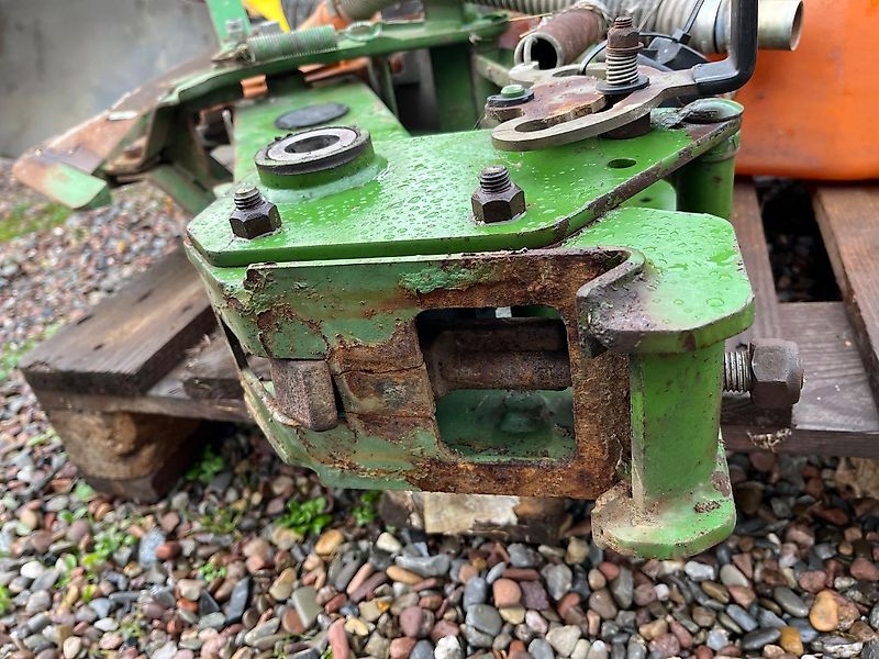 Amazone Düngerbefüllschnecke mit hydr. Neigungsverstellung und Doppelauslauf (von ED 601-K)