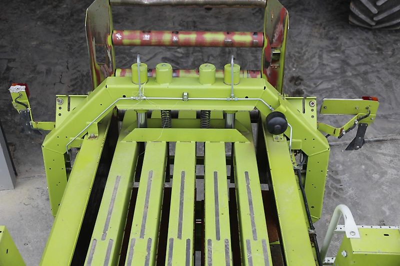 Claas Quadrant 2200 RotoCut