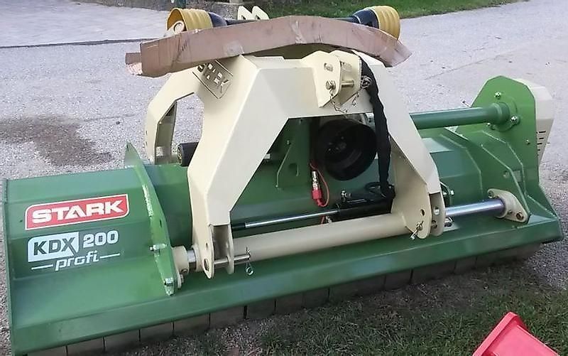 Stark KDX 200 Profi Mulcher / Hammerschlegel