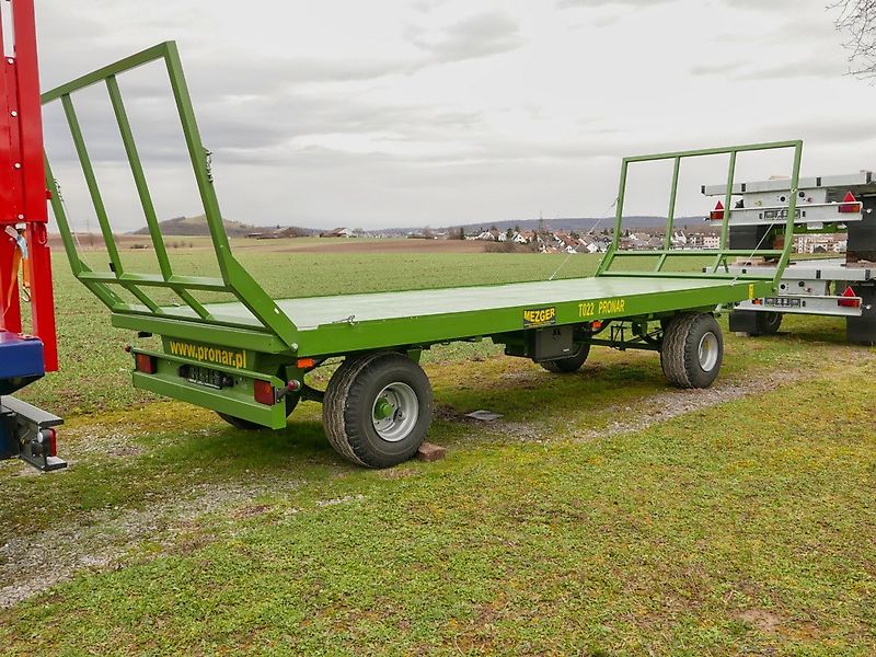 Pronar T022 Ballenwagen (Auflaufbremse) (TO22)
