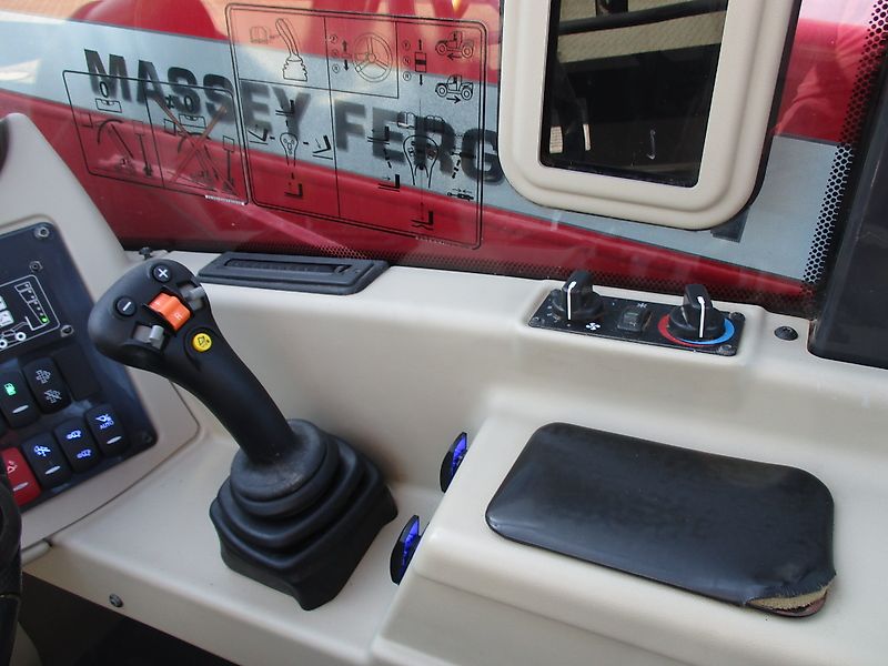 Massey Ferguson TH 7038 T4f