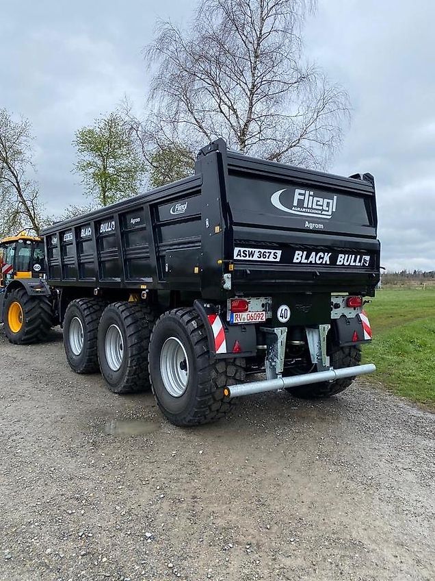 Erdmulde Erdabschieber Fliegl ASW 367 Black Bull