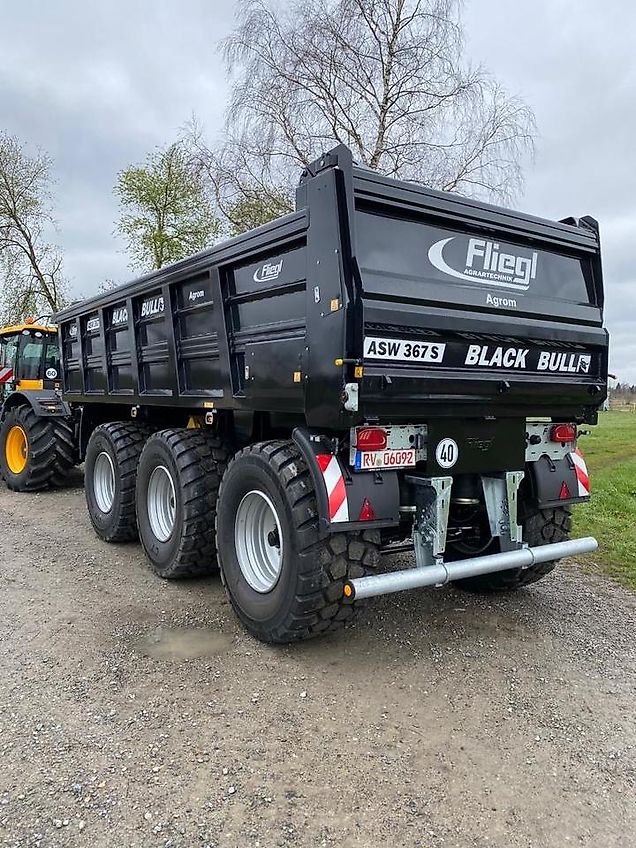 Erdmulde Erdabschieber Fliegl ASW 367 Black Bull