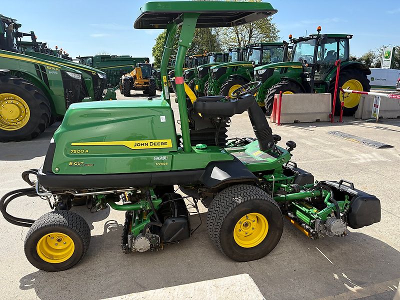 John Deere 7500AE