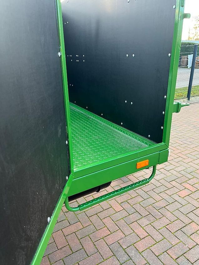 Pronar Großviehwagen T046/1 (Kurier 10)