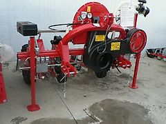 Agricola Italiana SN 2 - 130 , pneumatische Feinsaehmaschine , Zwillingsreihe ; Ausstellungsmaschine;