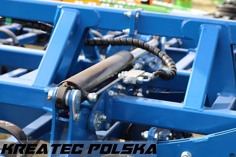 Rolmako Grubber universal / Universalgrubber U 497 halb-gehängte Version für Saatbettbereitung und Stoppelbearbeitung mit Zinken ST (Feder 90x13 mm) von 3 m bis 6 m