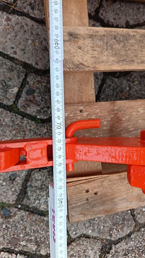 Amazone Howard Hubgerüst mit 2 Hydraulickzylindern Rabe