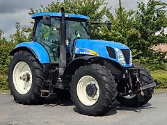 New Holland T7060