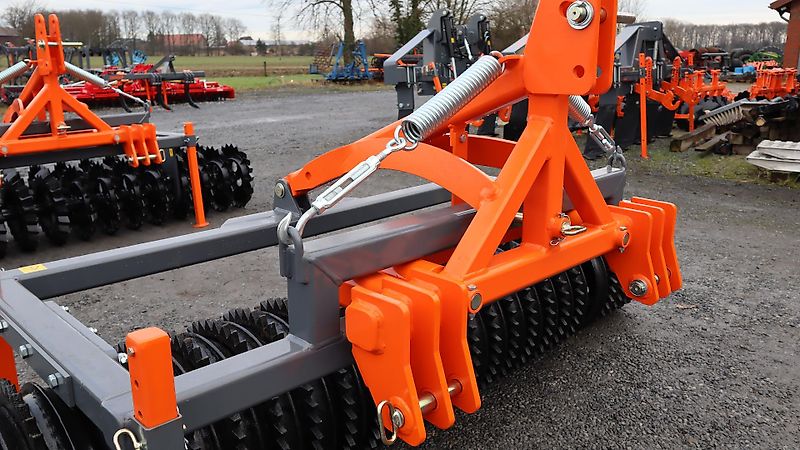 AgroXX MAXXIMUS - CAMBRIDGE FRONTPACKER--3.0 m mit Lenkbock - 525mm Ringe--