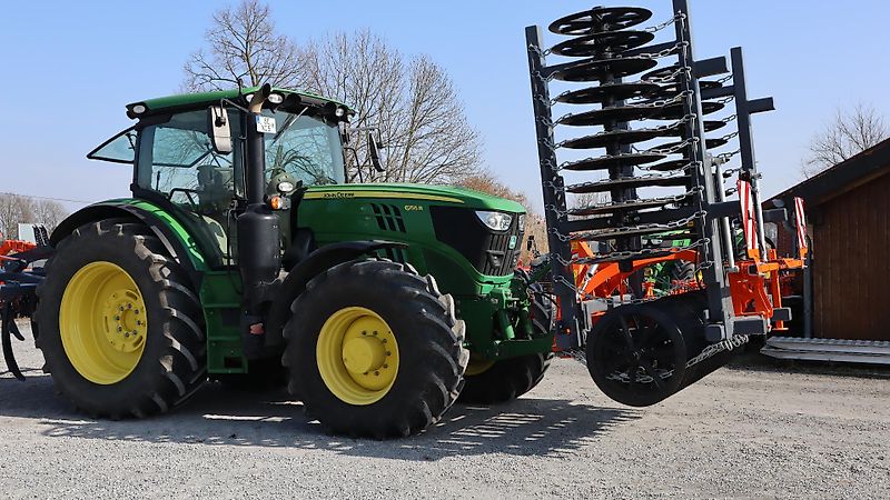 AgroXX AgroXX FRONTPACKER--6.0 m Hydro mit Lenkbock - 700mm Ringe--