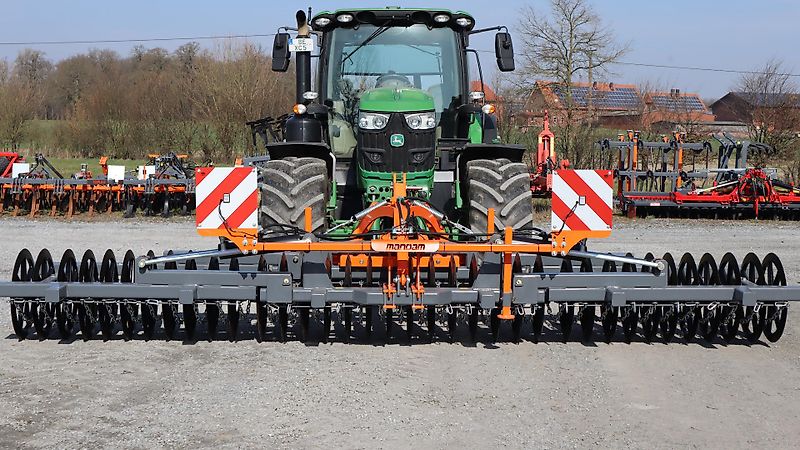 AgroXX AgroXX FRONTPACKER--6.0 m Hydro mit Lenkbock - 700mm Ringe--
